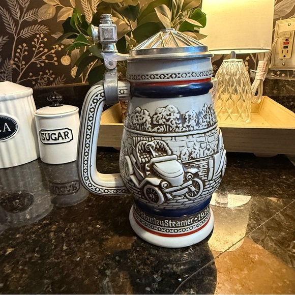 Avon Vintage Ceramic Beer Stein with Car Design. Made in Brazil - Picture 2 of 7